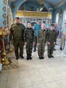 посещение Храма Рождества Христова и конюшни Детско‑юношеской спортивной школы (ДЮСШ).