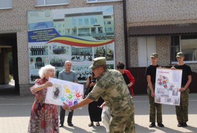 Поздравления от волонтеров Пролетарского района.