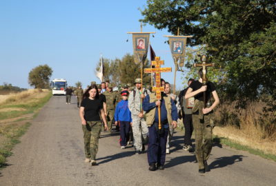 Кадеты в духовном пути: крестный ход и посещение храма