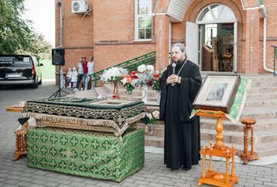 Воскресение в храме
